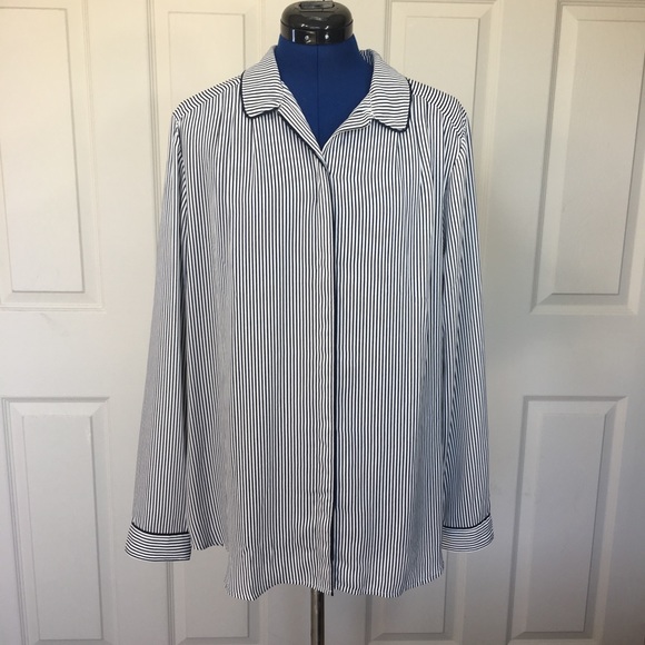 Banana Republic Tops - Banana Republic Blouse